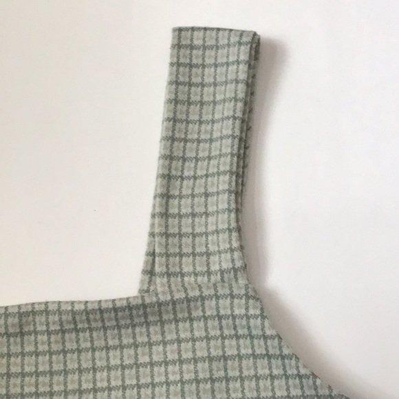 AE Cropped Green Plaid Top - Picture 2 of 5